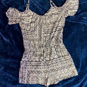 Arizona womens Medium romper